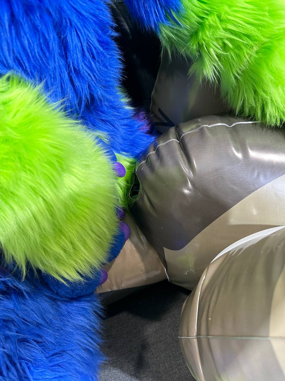 Xivy Inflatable Wolf (With SPH)