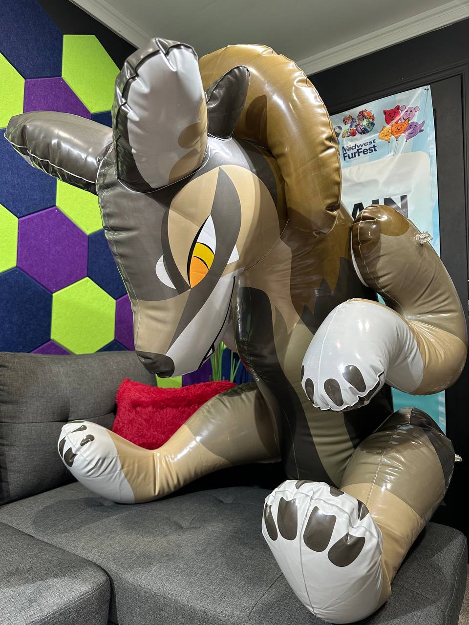 Xivy Inflatable Wolf (With SPH)