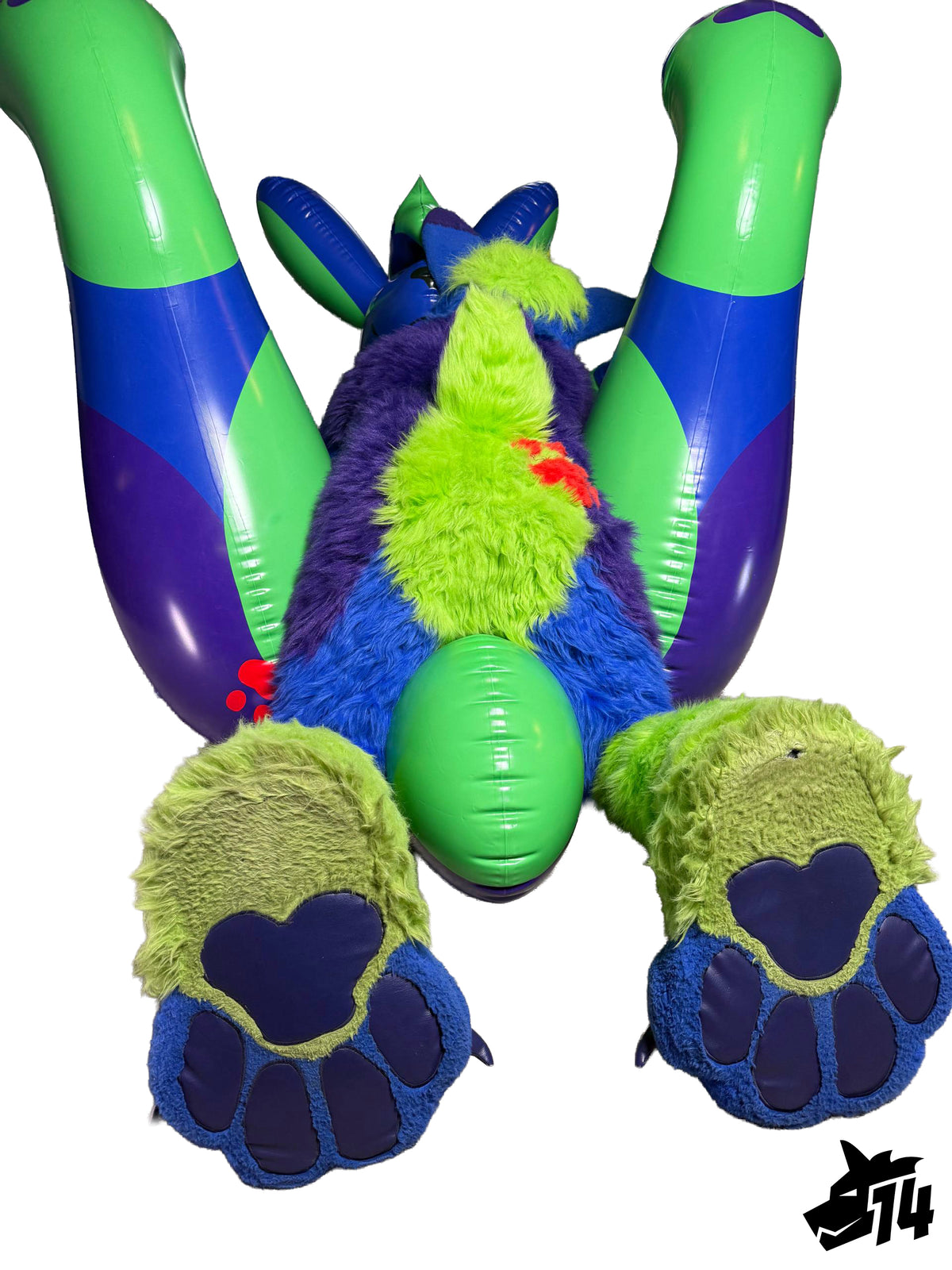 7' Nido Bunny Deluxe Inflatable (Fully Lapped) PREORDER
